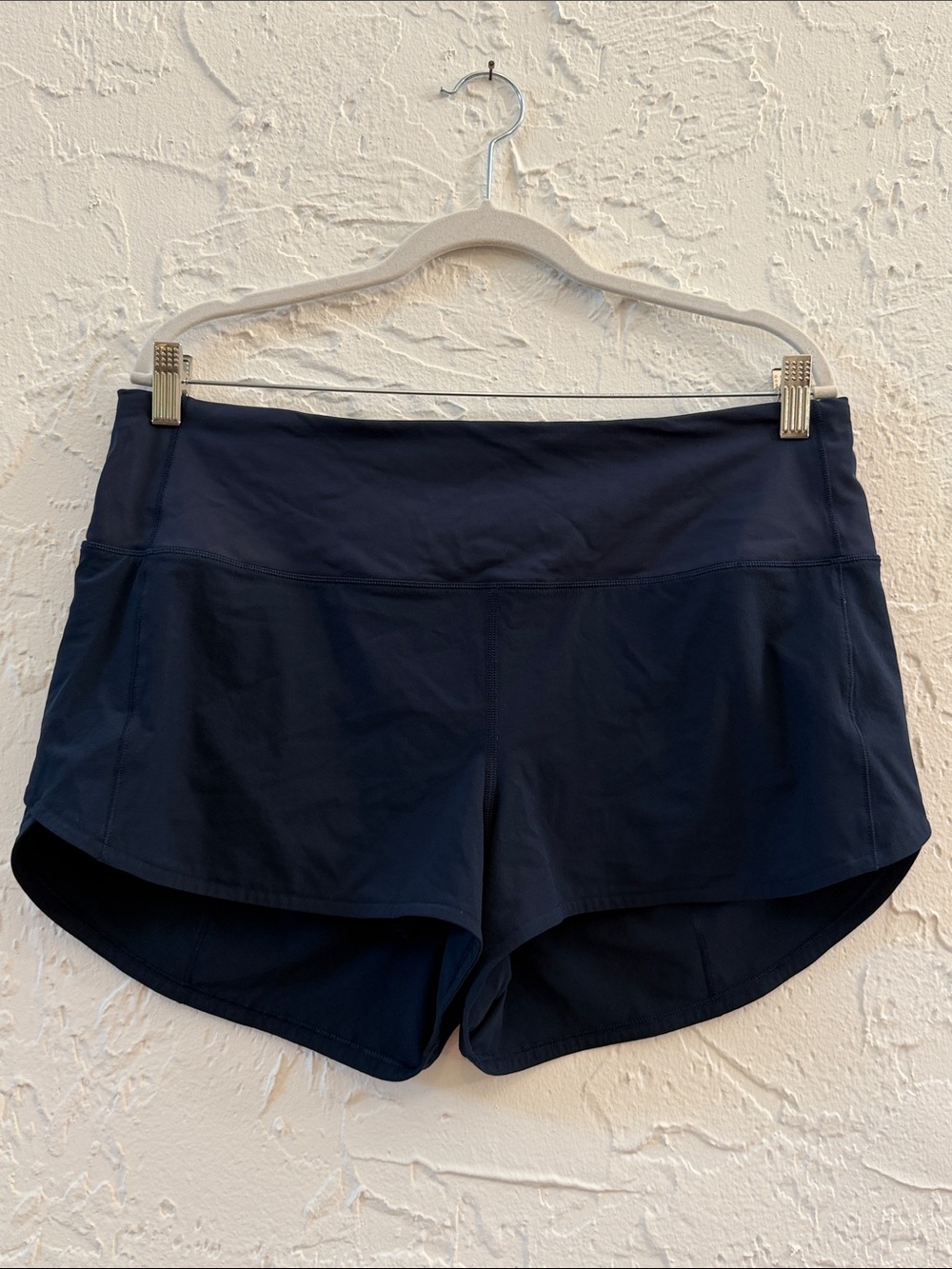 Lululemon Speed Up 2.5” size 12